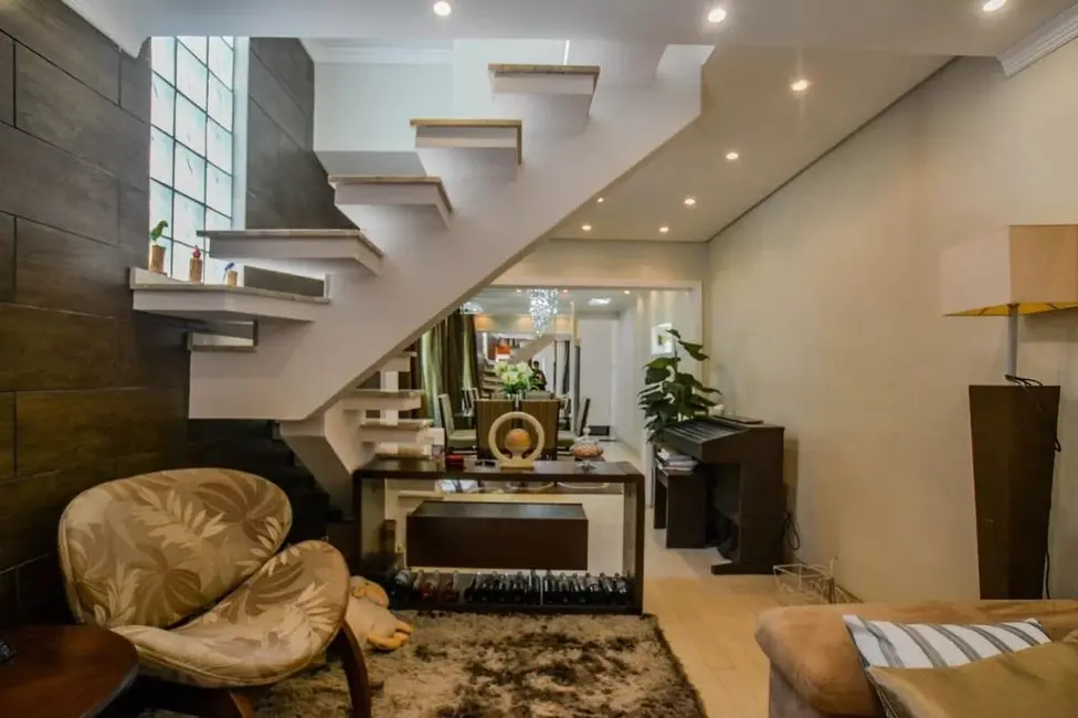 Foto 4 de Sobrado com 3 quartos à venda, 401m2 em Parque Gerassi, Santo Andre - SP