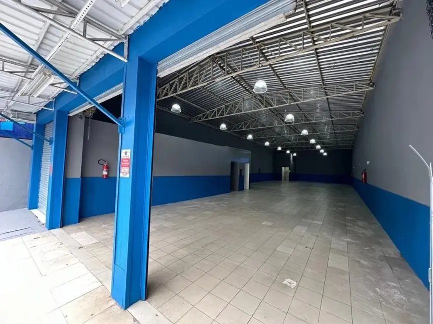 Foto 1 de Armazém / Galpão para alugar, 360m2 em Vila Guarani, Santo Andre - SP