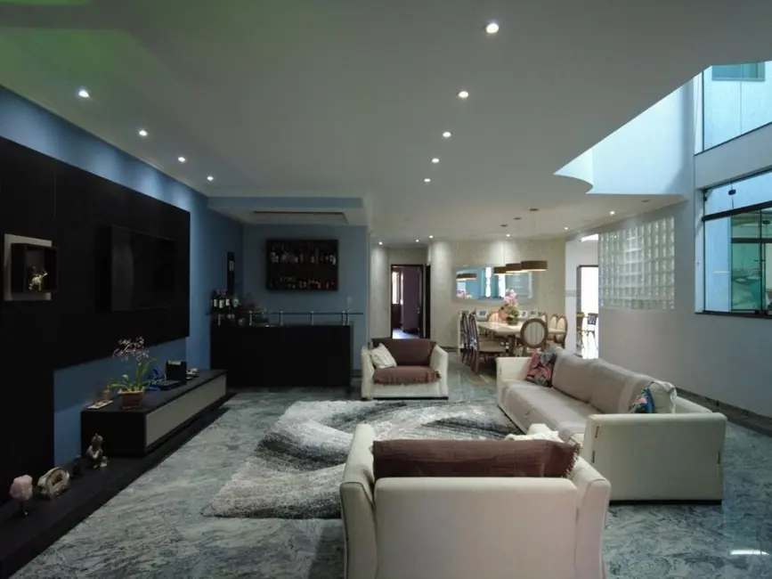 Foto 3 de Sobrado com 6 quartos à venda, 400m2 em Vila Alzira, Santo Andre - SP