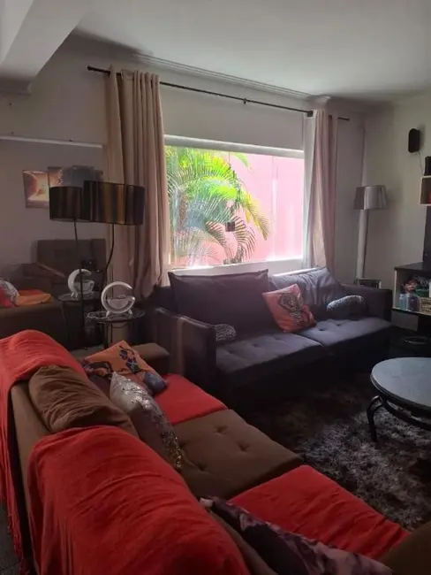 Foto 3 de Sobrado com 4 quartos à venda, 281m2 em Campestre, Santo Andre - SP