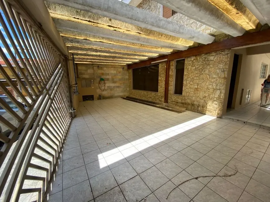 Foto 1 de Sobrado com 3 quartos à venda, 120m2 em Vila Eldízia, Santo Andre - SP