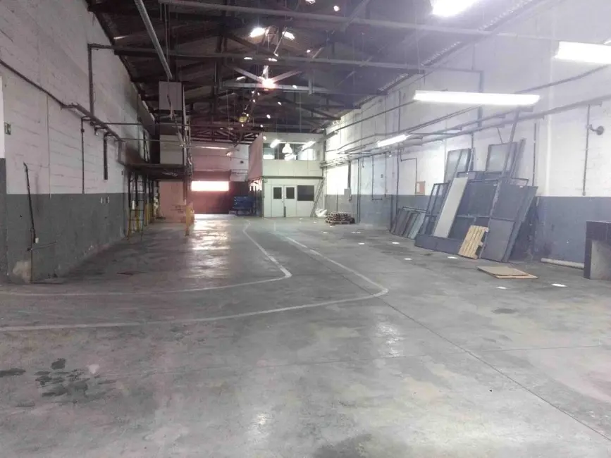 Foto 2 de Armazém / Galpão para alugar, 1000m2 em São José, Sao Caetano Do Sul - SP