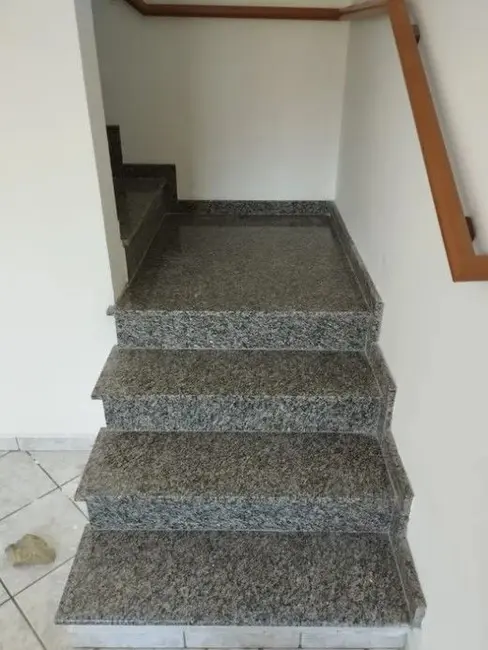 Foto 4 de Sobrado com 3 quartos à venda e para alugar, 130m2 em Jardim Ocara, Santo Andre - SP