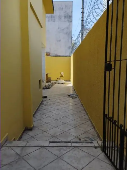 Foto 3 de Sobrado com 3 quartos à venda e para alugar, 130m2 em Jardim Ocara, Santo Andre - SP