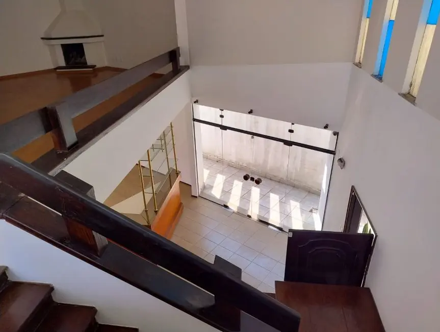 Foto 3 de Sobrado com 3 quartos à venda e para alugar, 377m2 em Jardim São Caetano, Sao Caetano Do Sul - SP