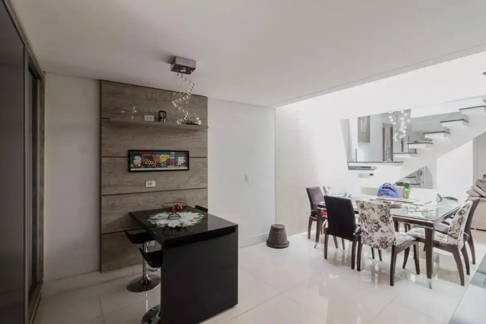 Sobrado com 3 quartos à venda, 256m2 em Santo Andre - SP - imagem 6 Foto 6 de Sobrado com 3 quartos à venda, 256m2 em Santo Andre - SP