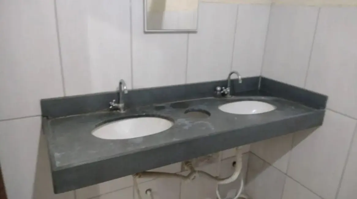 Foto 3 de Sala Comercial para alugar, 300m2 em Vila Alto de Santo André, Santo Andre - SP