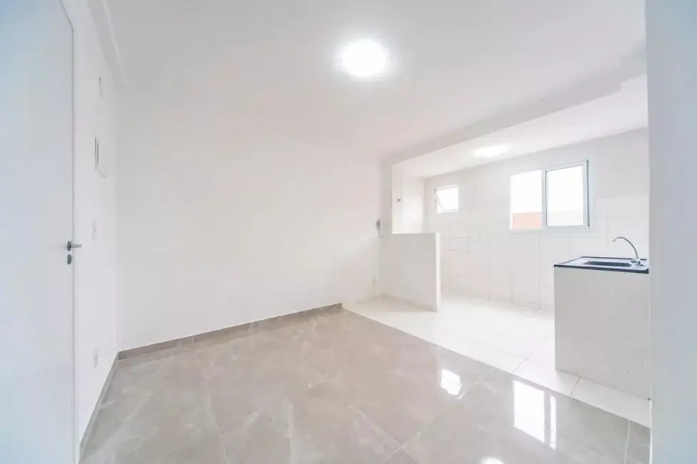 Foto 2 de Apartamento com 2 quartos para alugar, 51m2 em Jardim Vila Rica, Santo Andre - SP