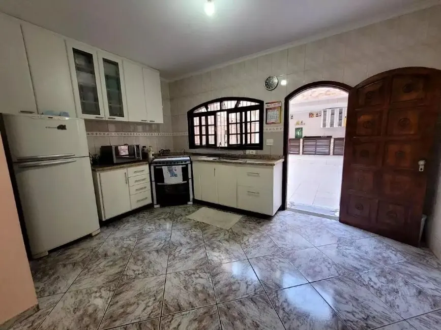 Foto 7 de Sobrado com 3 quartos à venda, 126m2 em Vila Scarpelli, Santo Andre - SP
