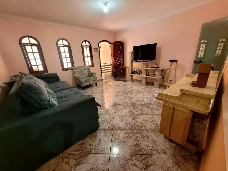 Foto 2 de Sobrado com 3 quartos à venda, 126m2 em Vila Scarpelli, Santo Andre - SP