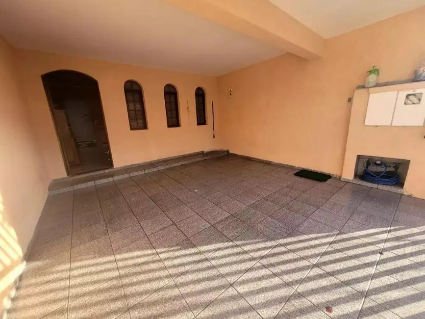 Foto 3 de Sobrado com 3 quartos à venda, 126m2 em Vila Scarpelli, Santo Andre - SP