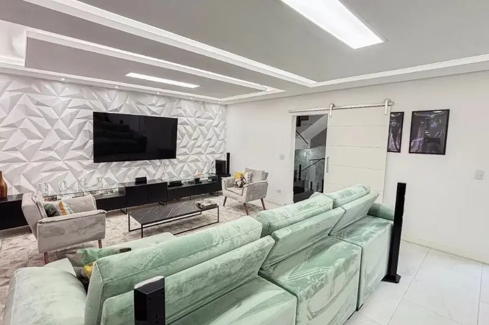 Foto 2 de Sobrado com 3 quartos à venda, 240m2 em Vila Pires, Santo Andre - SP