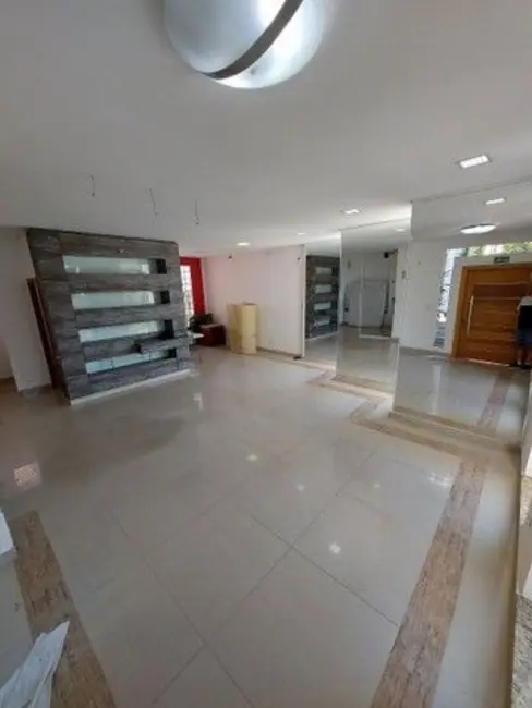 Foto 1 de Casa à venda e para alugar, 400m2 em Vila Gilda, Santo Andre - SP