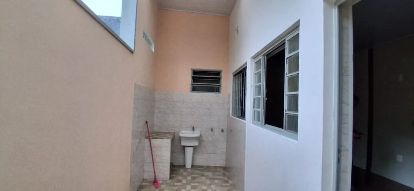 Foto 5 de Casa com 1 quarto para alugar, 50m2 em Vila Eldízia, Santo Andre - SP