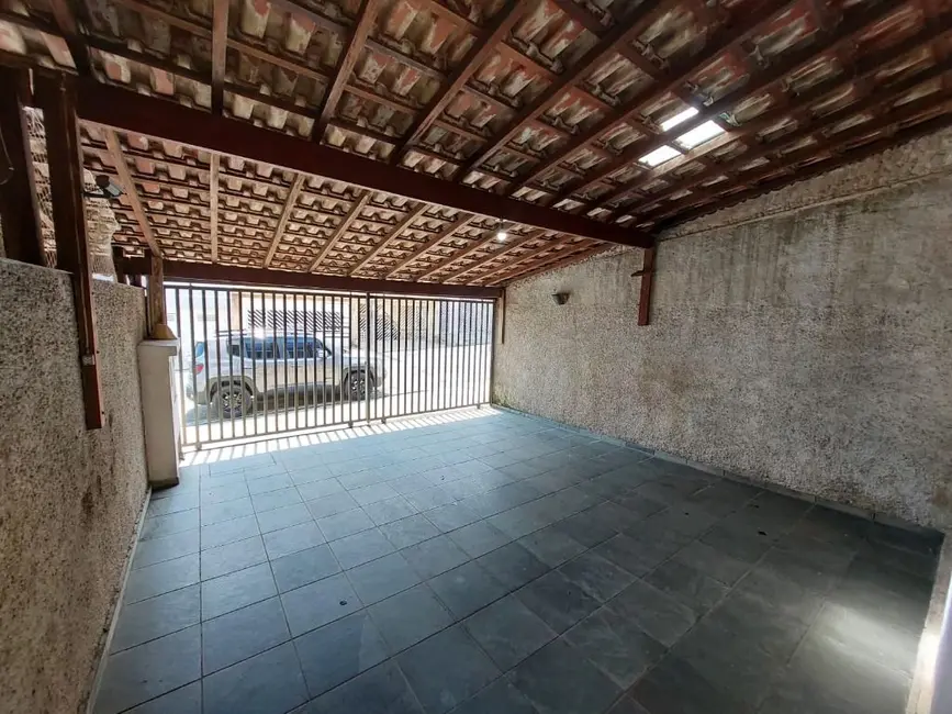 Foto 3 de Sobrado com 3 quartos para alugar, 156m2 em Jardim Jamaica, Santo Andre - SP