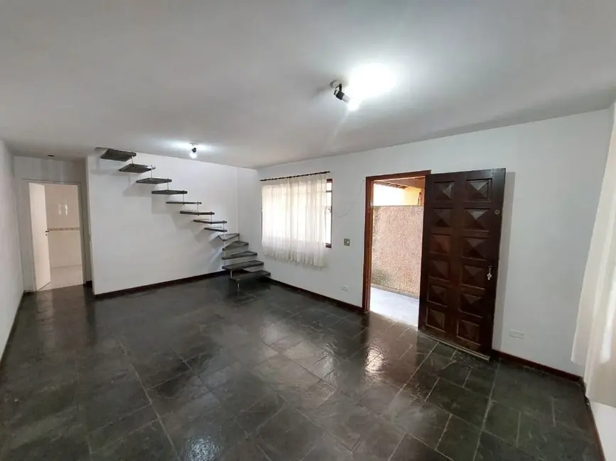 Foto 6 de Sobrado com 3 quartos para alugar, 156m2 em Jardim Jamaica, Santo Andre - SP