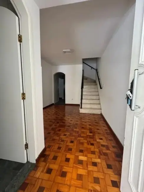 Foto 4 de Sobrado com 7 quartos para alugar, 200m2 em Campestre, Santo Andre - SP