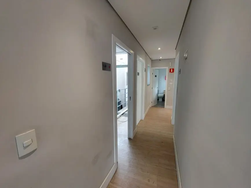 Casa para alugar, 286m2 em Jardim Bela Vista, Santo Andre - SP - imagem 4 Foto 4 de Casa para alugar, 286m2 em Jardim Bela Vista, Santo Andre - SP