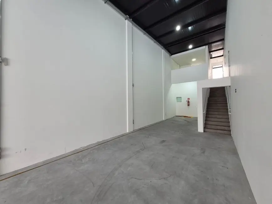 Foto 5 de Armazém / Galpão para alugar, 205m2 em Vila Pires, Santo Andre - SP