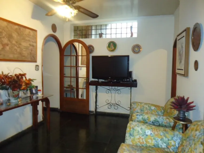 Sobrado com 4 quartos à venda e para alugar, 325m2 em Casa Branca, Santo Andre - SP - imagem 8 Foto 8 de Sobrado com 4 quartos à venda e para alugar, 325m2 em Casa Branca, Santo Andre - SP