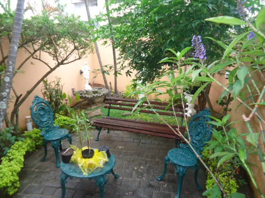 Sobrado com 4 quartos à venda e para alugar, 325m2 em Casa Branca, Santo Andre - SP - imagem 4 Foto 4 de Sobrado com 4 quartos à venda e para alugar, 325m2 em Casa Branca, Santo Andre - SP