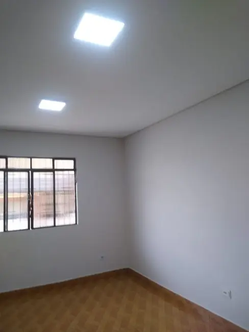 Foto 2 de Casa com 3 quartos à venda, 203m2 em Vila Cecília Maria, Santo Andre - SP