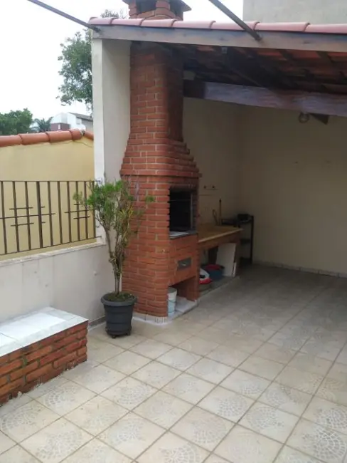 Foto 1 de Casa com 3 quartos à venda, 203m2 em Vila Cecília Maria, Santo Andre - SP