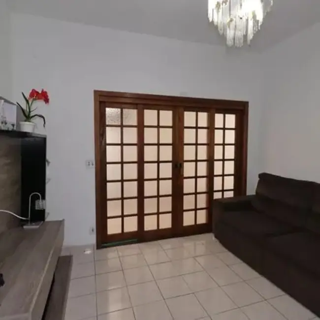 Foto 3 de Casa com 2 quartos à venda e para alugar, 223m2 em Vila Eldízia, Santo Andre - SP