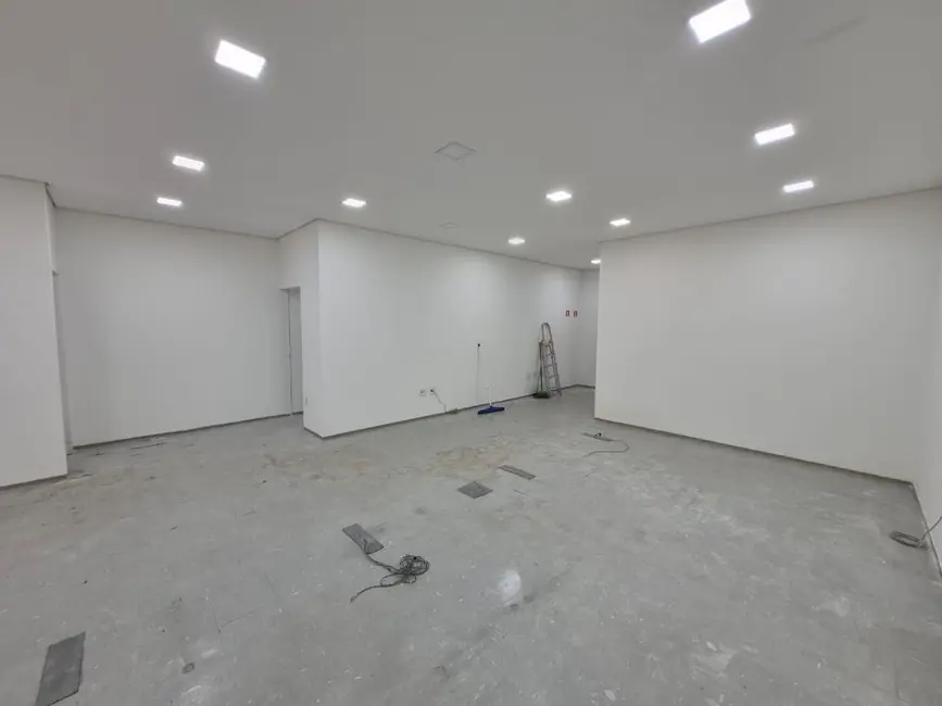 Casa com 1 quarto à venda e para alugar, 320m2 em Casa Branca, Santo Andre - SP - imagem 3 Foto 3 de Casa com 1 quarto à venda e para alugar, 320m2 em Casa Branca, Santo Andre - SP