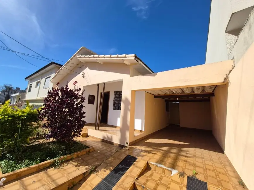 Casa com 2 quartos para alugar, 253m2 em Vila Floresta, Santo Andre - SP - imagem 1 Foto 1 de Casa com 2 quartos para alugar, 253m2 em Vila Floresta, Santo Andre - SP