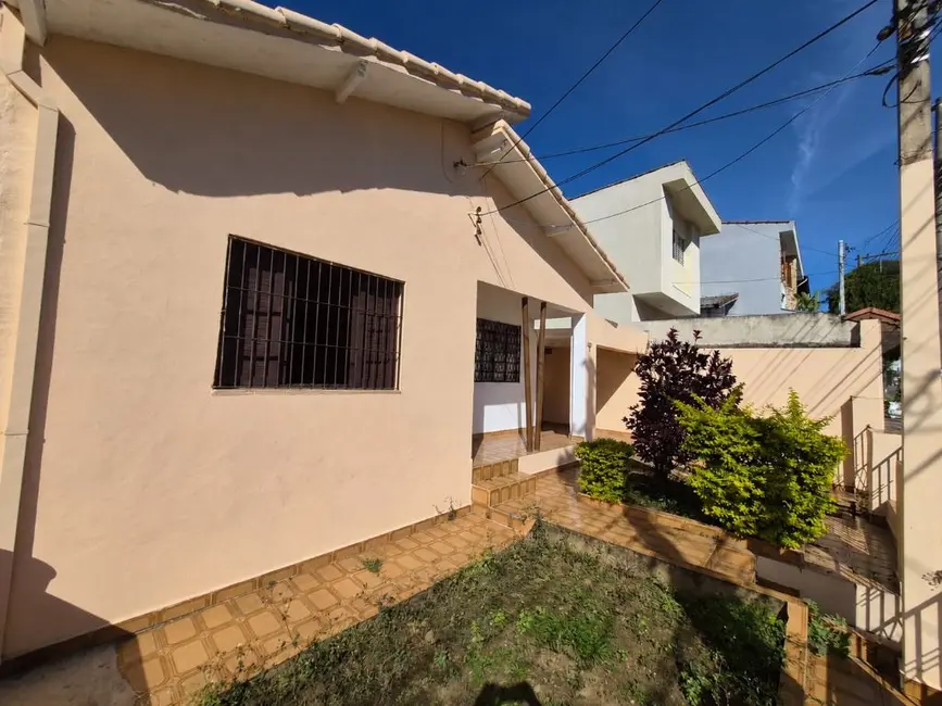 Casa com 2 quartos para alugar, 253m2 em Vila Floresta, Santo Andre - SP - imagem 2 Foto 2 de Casa com 2 quartos para alugar, 253m2 em Vila Floresta, Santo Andre - SP