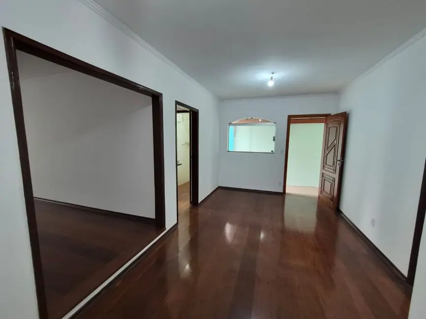 Foto 5 de Casa com 3 quartos para alugar, 248m2 em Vila Bastos, Santo Andre - SP