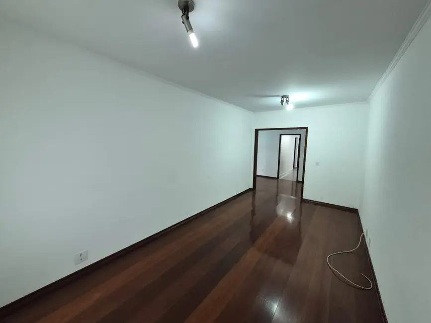 Foto 7 de Casa com 3 quartos para alugar, 248m2 em Vila Bastos, Santo Andre - SP