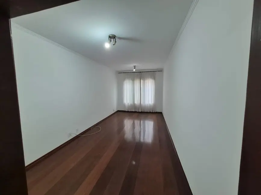 Foto 6 de Casa com 3 quartos para alugar, 248m2 em Vila Bastos, Santo Andre - SP
