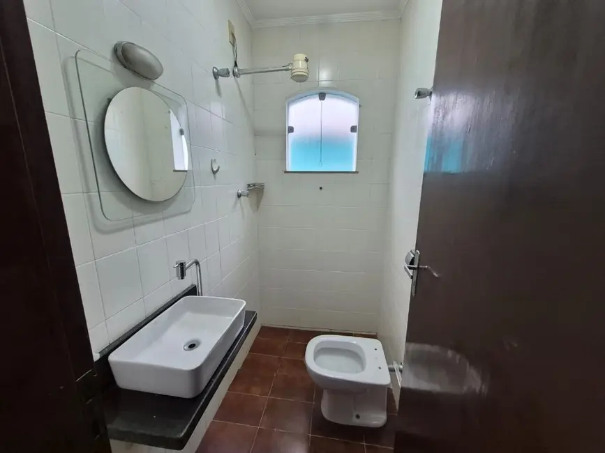Foto 9 de Casa com 3 quartos para alugar, 248m2 em Vila Bastos, Santo Andre - SP