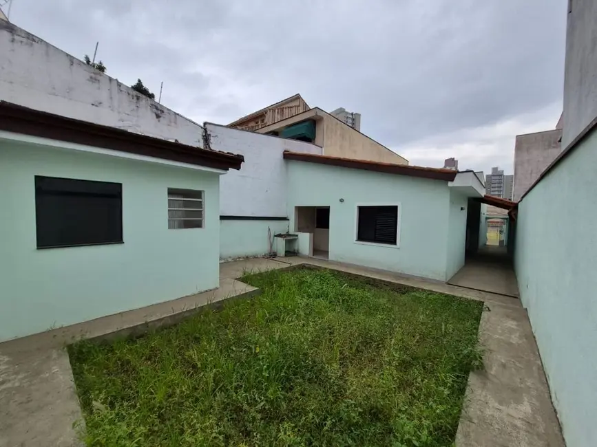 Foto 1 de Casa com 3 quartos para alugar, 248m2 em Vila Bastos, Santo Andre - SP