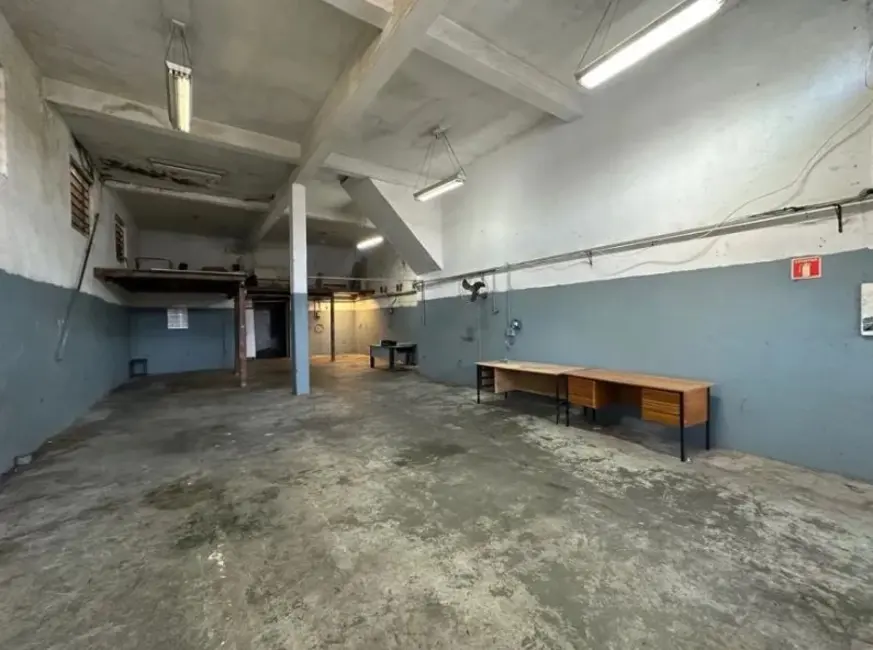 Foto 2 de Armazém / Galpão para alugar, 250m2 em Jardim Ana Maria, Santo Andre - SP