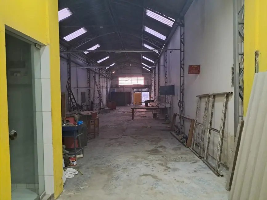 Foto 3 de Armazém / Galpão para alugar, 350m2 em Cerâmica, Sao Caetano Do Sul - SP
