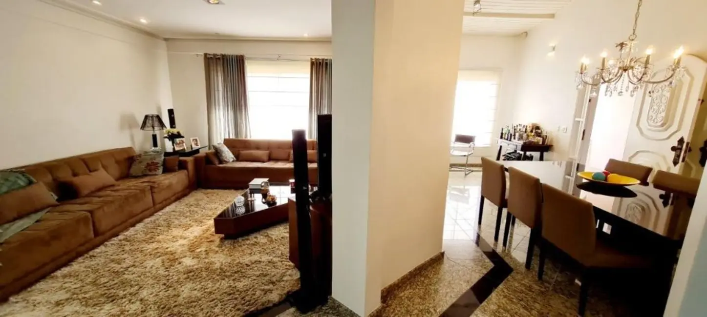 Foto 2 de Casa com 3 quartos à venda e para alugar, 326m2 em Campestre, Santo Andre - SP