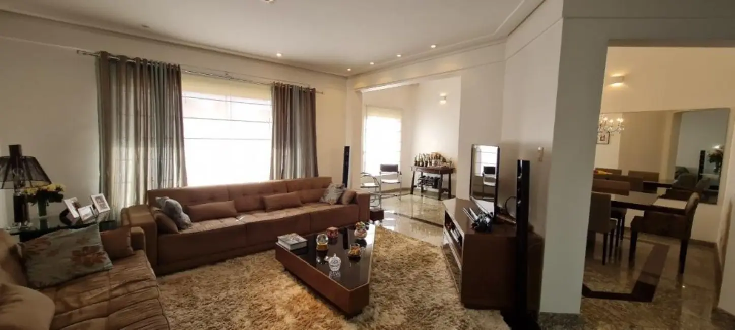 Foto 1 de Casa com 3 quartos à venda e para alugar, 326m2 em Campestre, Santo Andre - SP