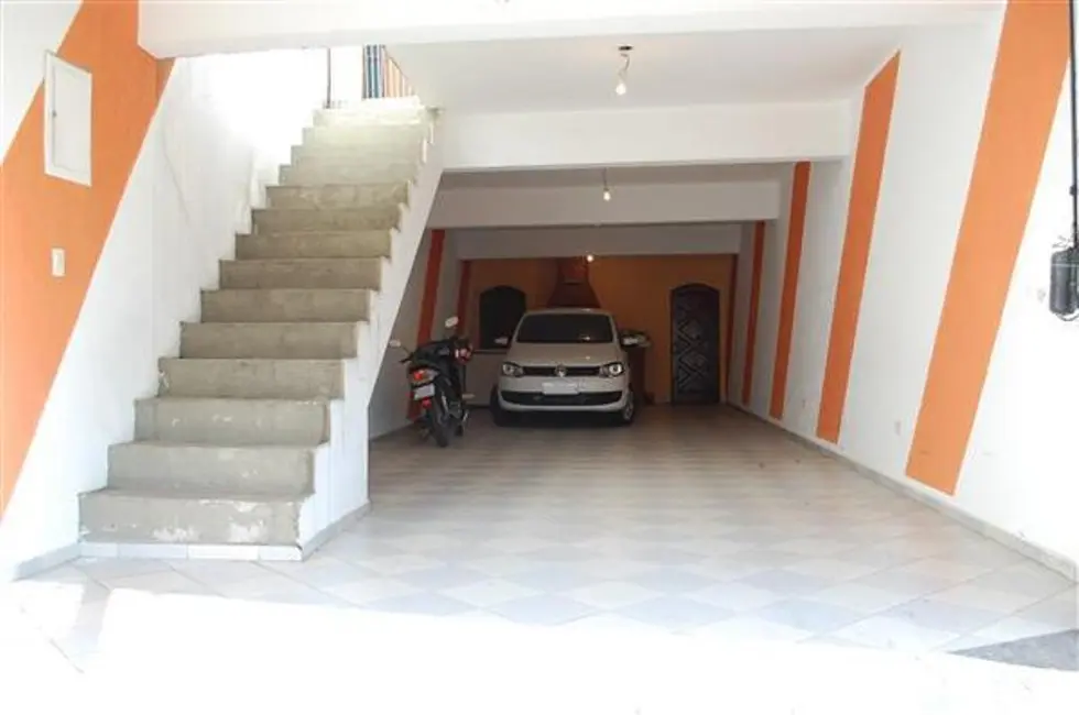 Foto 1 de Sobrado com 4 quartos à venda, 125m2 em Vila Helena, Santo Andre - SP