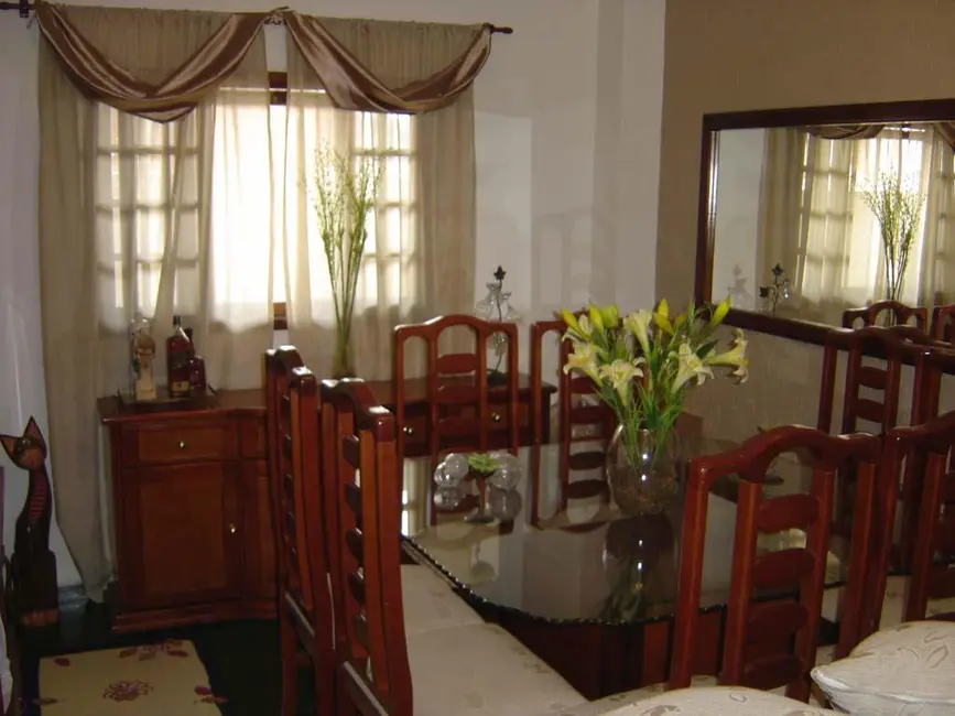 Foto 8 de Sobrado com 3 quartos à venda, 168m2 em Vila Marina, Santo Andre - SP