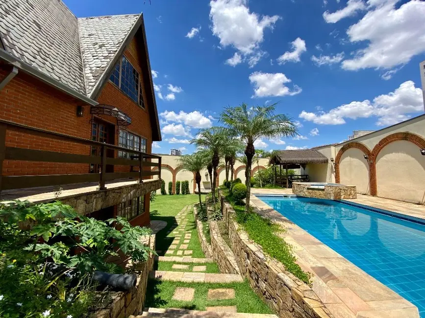 Sobrado com 4 quartos à venda, 659m2 em Campestre, Santo Andre - SP - imagem 3 Foto 3 de Sobrado com 4 quartos à venda, 659m2 em Campestre, Santo Andre - SP