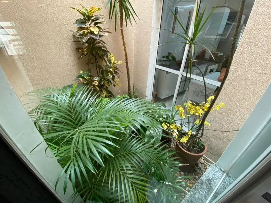 Foto 8 de Sobrado com 3 quartos à venda, 111m2 em Vila Linda, Santo Andre - SP