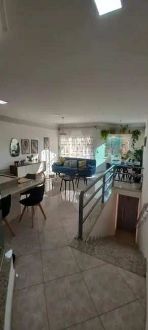 Foto 2 de Sobrado com 3 quartos à venda, 239m2 em Paraíso, Santo Andre - SP