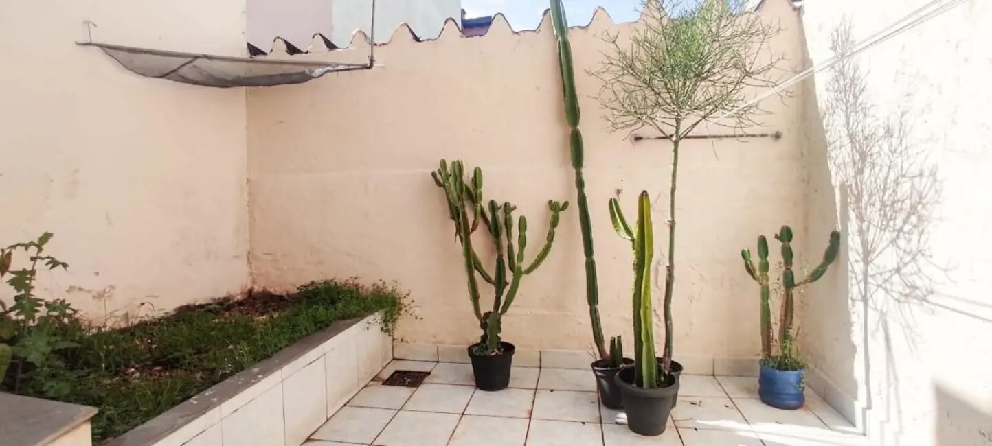 Foto 9 de Sobrado com 3 quartos à venda e para alugar, 125m2 em Vila Scarpelli, Santo Andre - SP