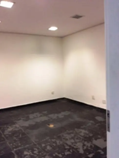 Foto 6 de Armazém / Galpão à venda, 3000m2 em Jardim, Santo Andre - SP