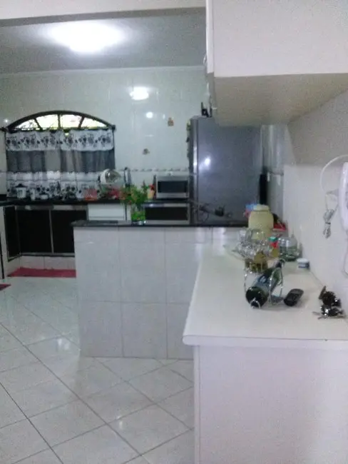 Foto 1 de Sobrado com 4 quartos à venda, 150m2 em Vila Camilópolis, Santo Andre - SP