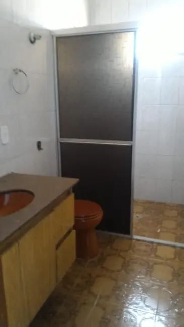 Sobrado com 3 quartos à venda, 270m2 em Vila Helena, Santo Andre - SP - imagem 4 Foto 4 de Sobrado com 3 quartos à venda, 270m2 em Vila Helena, Santo Andre - SP