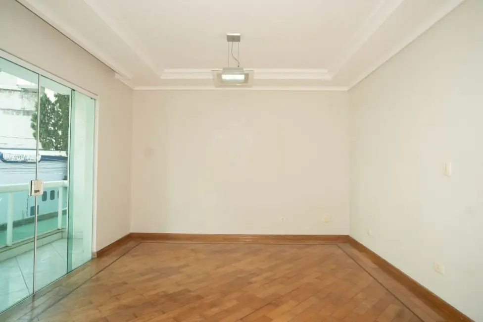 Foto 5 de Sobrado com 3 quartos à venda, 228m2 em Vila Gilda, Santo Andre - SP